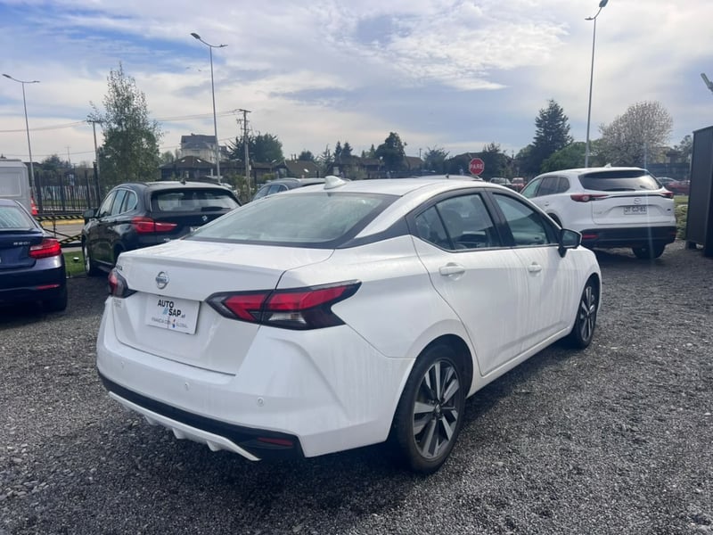 Nissan VERSA EXCLUSIVE 1.6 AUT 2020 - Imagen 5 de 10