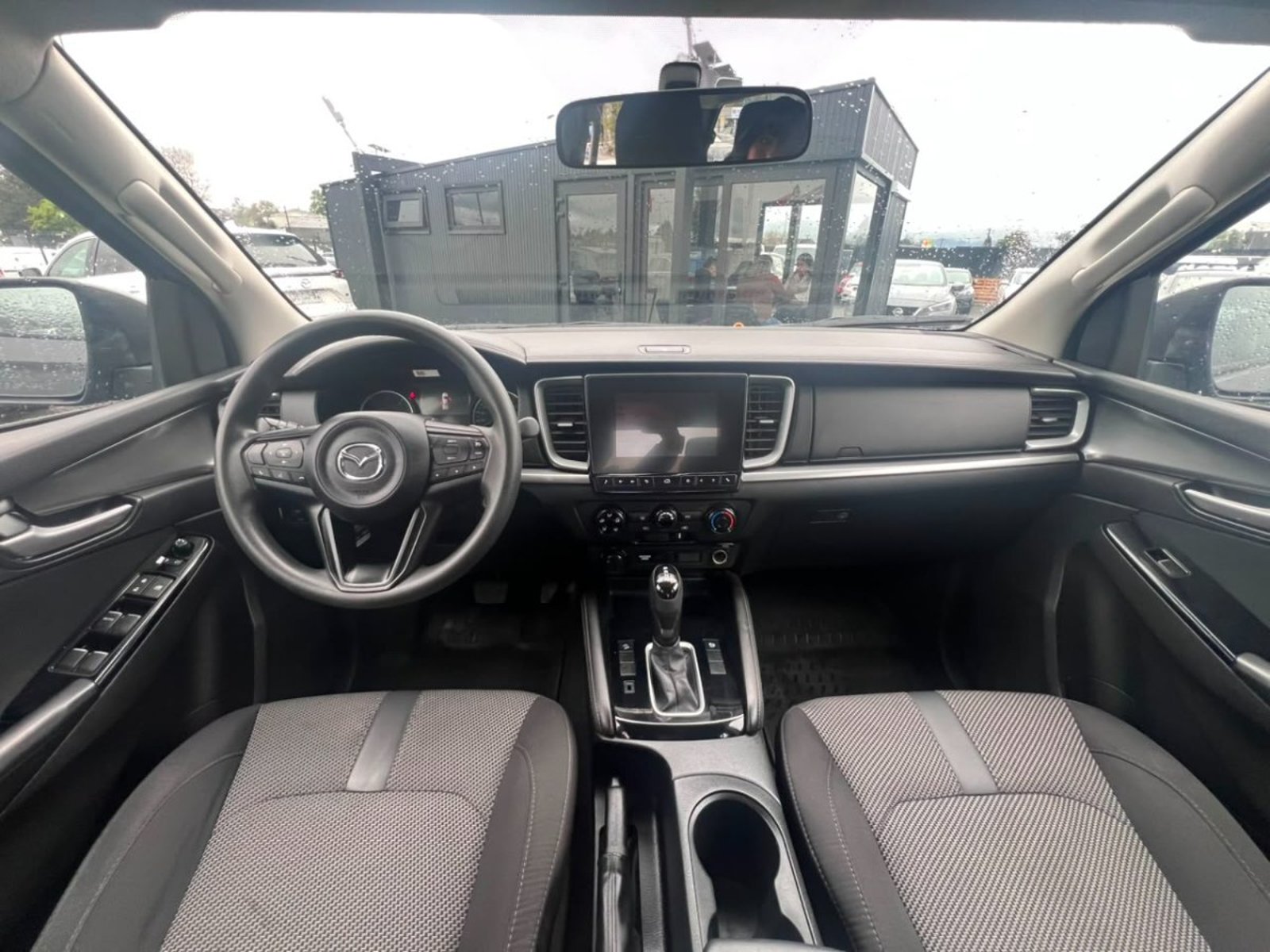 Mazda BT-50 BT50 4X4 3.0 AUT 2023 - Foto 5 de 10