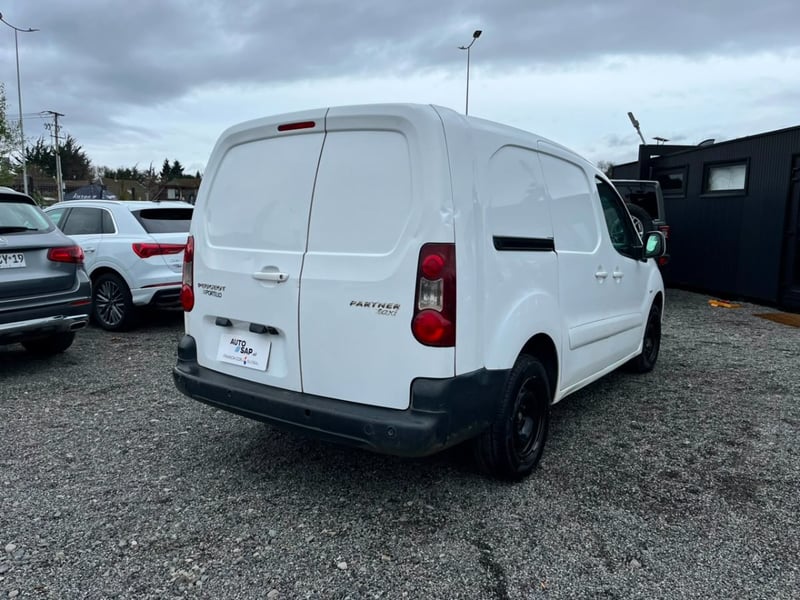 Peugeot PARTNER MAXI HDI 1.6 2018 - Imagen 5 de 10