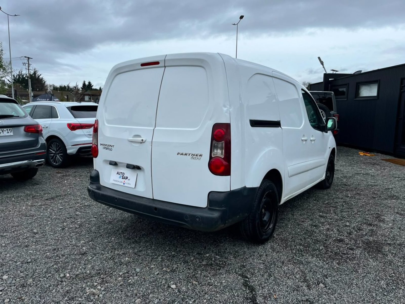 Peugeot PARTNER MAXI HDI 1.6 2018 - Foto 5 de 10