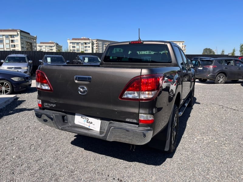 Mazda BT-50 DCAB 2.2 4X2 2019 - Imagen 5 de 10