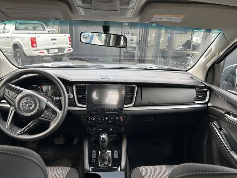 Mazda BT-50 BT50 4X4 3.0 AUT 2023 - Imagen 8 de 10