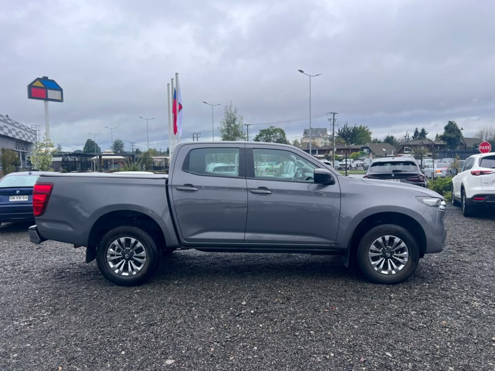 Mazda BT-50 BT50 4X4 3.0 AUT 2023 - Foto 4 de 10