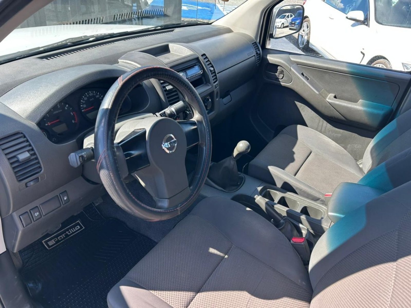 Nissan NAVARA 4X4 2.5 2015 - Imagen 9 de 10