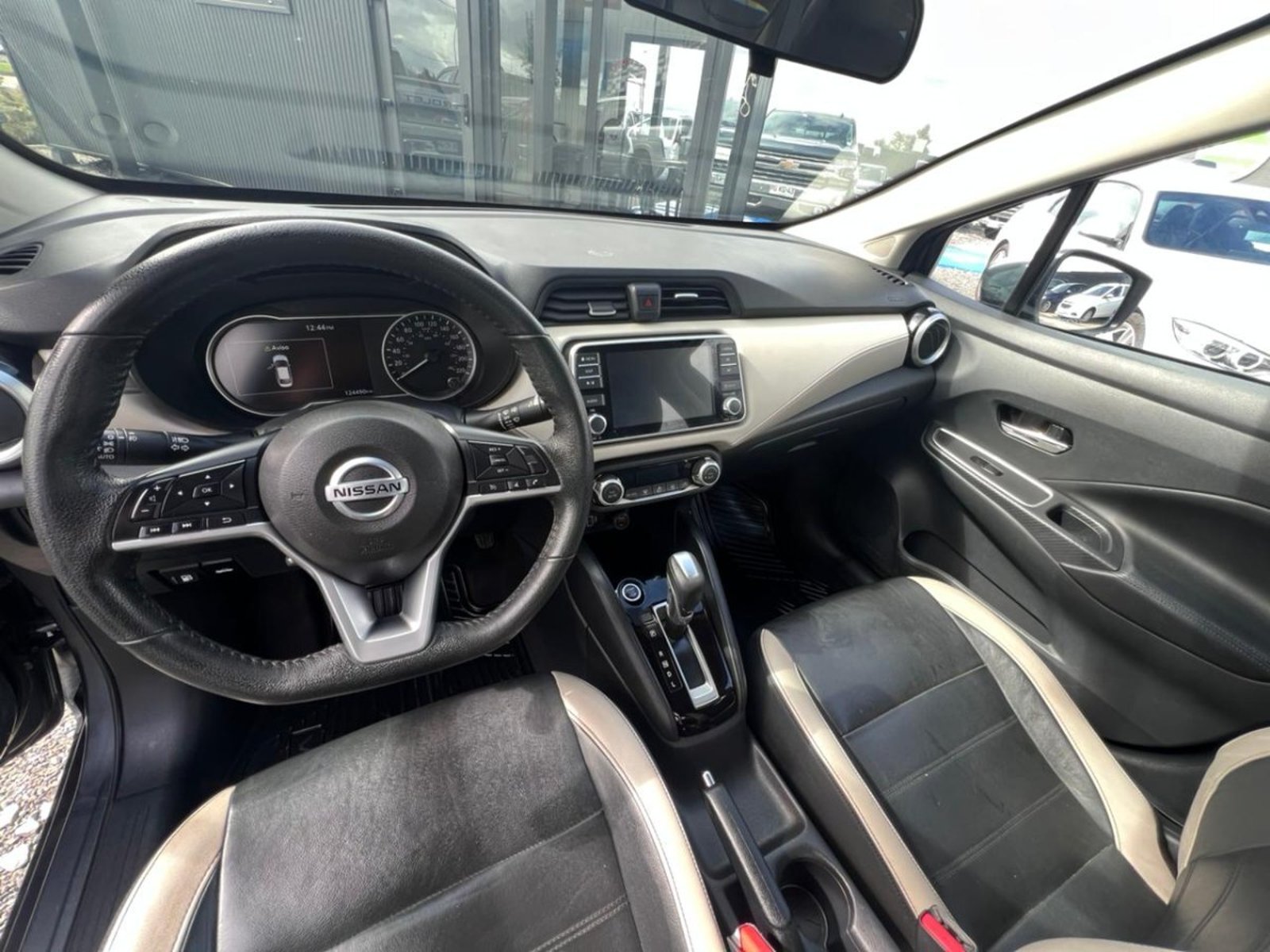 Nissan VERSA CVT 1.6 AUT EXCLUSIVE 2022 - Imagen 10 de 10