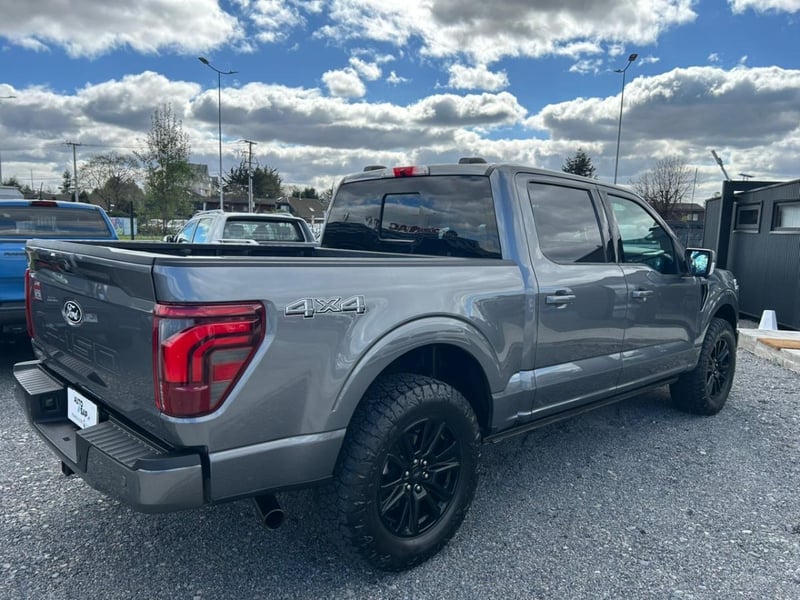 Ford F-150 PLATINIUM 4X4 3.5 AUT 2024 - Imagen 5 de 10