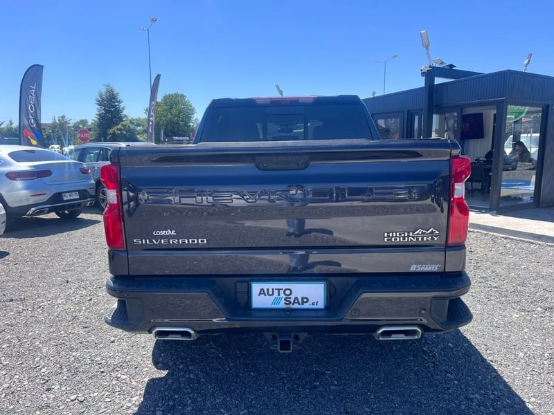 Chevrolet SILVERADO 4X4 3.0 L AUT 2025 - Imagen 7 de 10