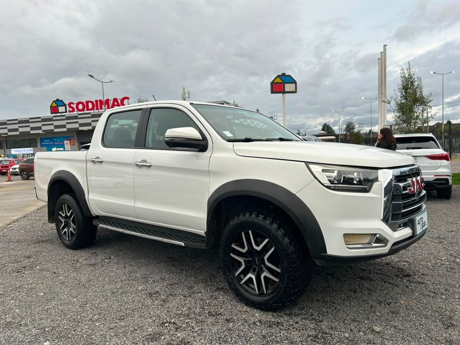 JAC T8 XE ADVANCE 4X2 MT 2022 - Foto 3 de 10