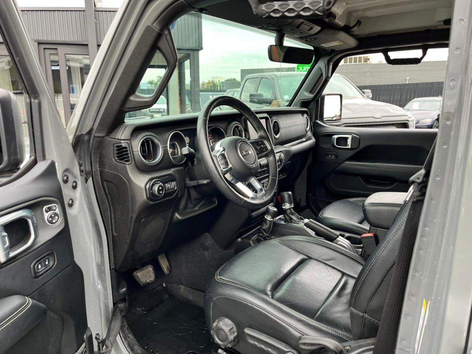 Jeep WRANGLER UNLTD SAHARA 4X4 3.6 AUT 2019 - Imagen 10 de 10