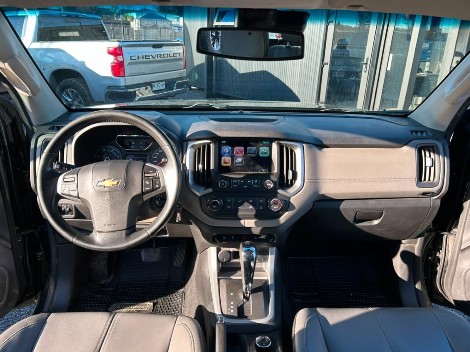 Chevrolet COLORADO DCAB 4X4 2.8 AT 2019 - Imagen 9 de 10