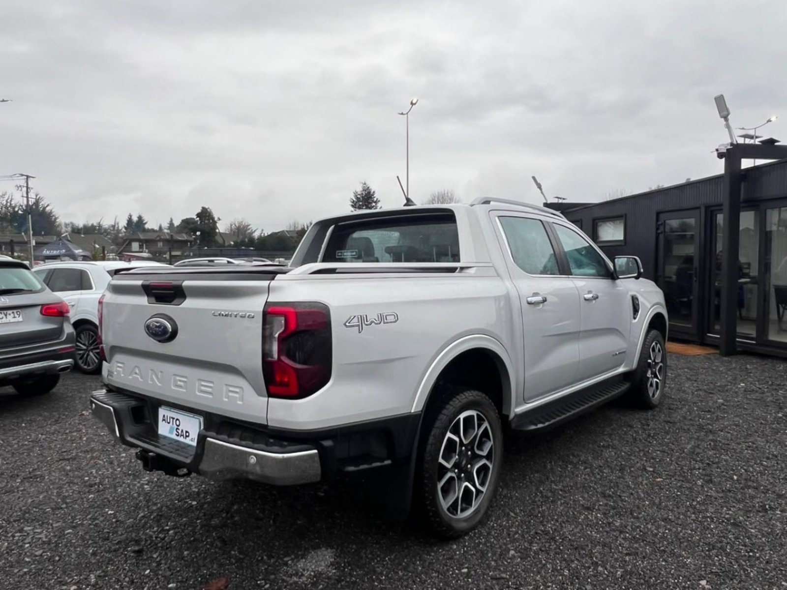 Ford RANGER LIMITED 4X4 3.0 V6 AUT 2024 - Foto 5 de 10
