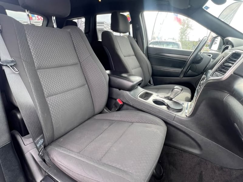 Jeep GRAND CHEROKEE LAREDO 3.6 2018 - Imagen 10 de 10