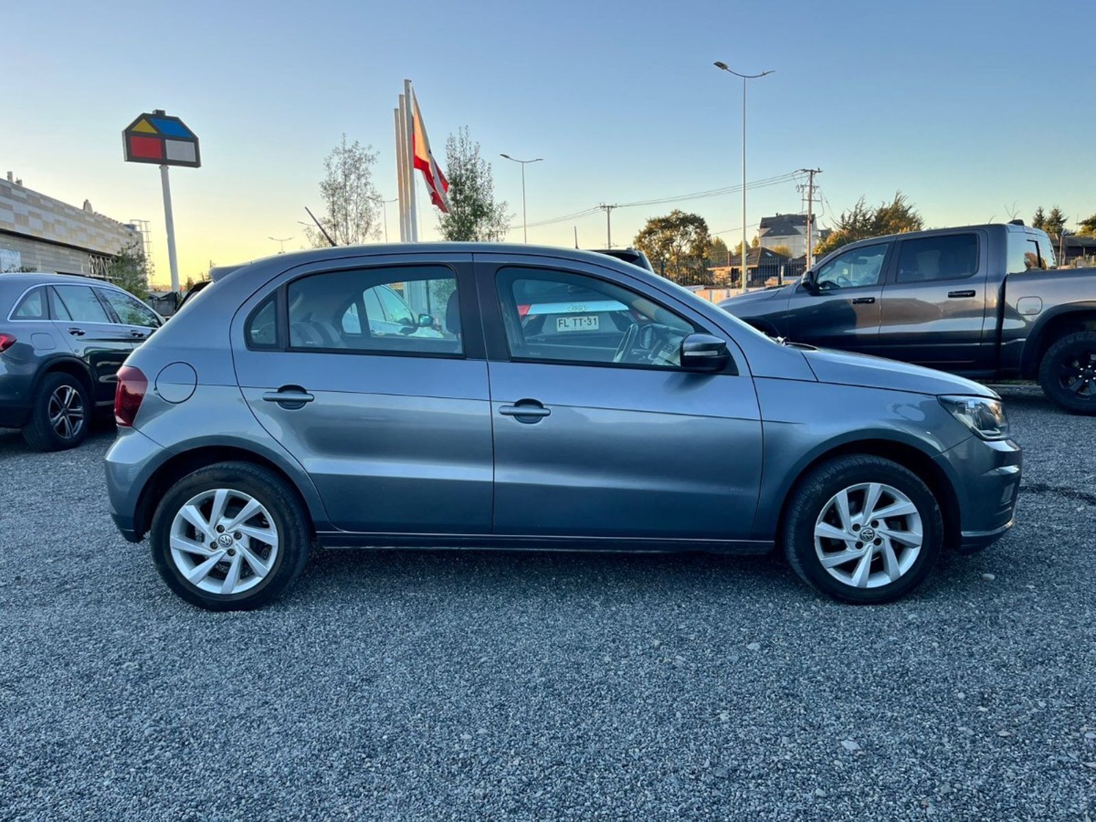 Volkswagen GOL 1.6 HB MT HIGHLINE 2021 - Foto 4 de 10