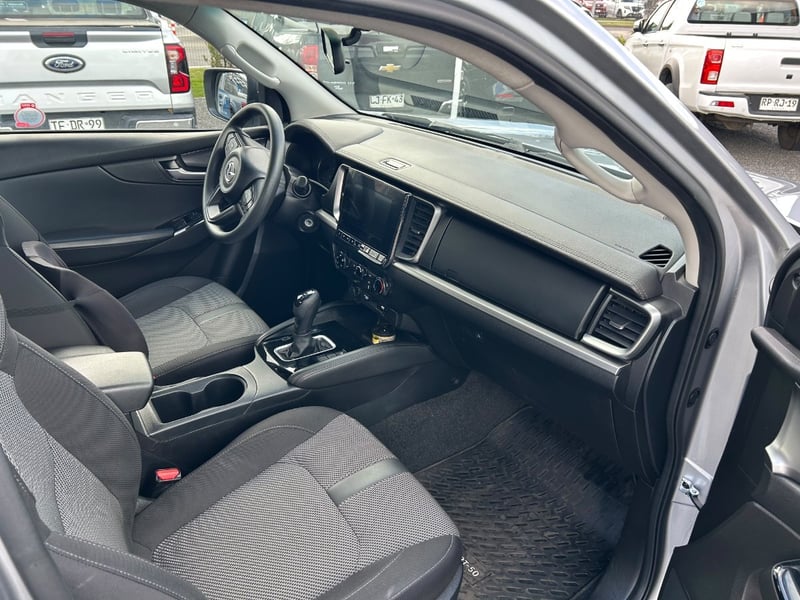 Mazda BT-50 BT50 4X4 3.0 AUT 2023 - Imagen 9 de 10