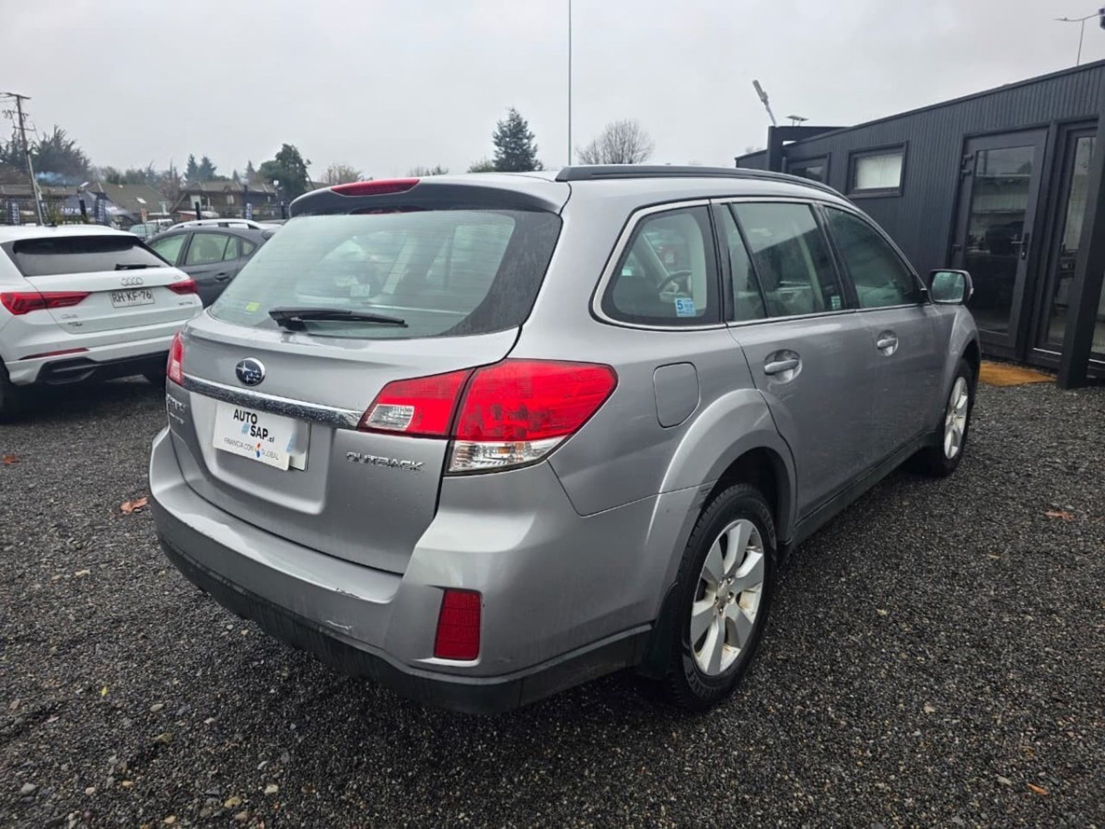 SUBARU OUTBACK ALL NEW OUTBACK 2.5 I AWD 2011 - Imagen 6 de 10