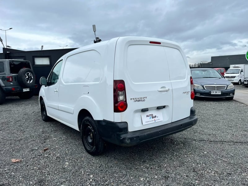 Peugeot PARTNER MAXI HDI 1.6 2018 - Imagen 7 de 10