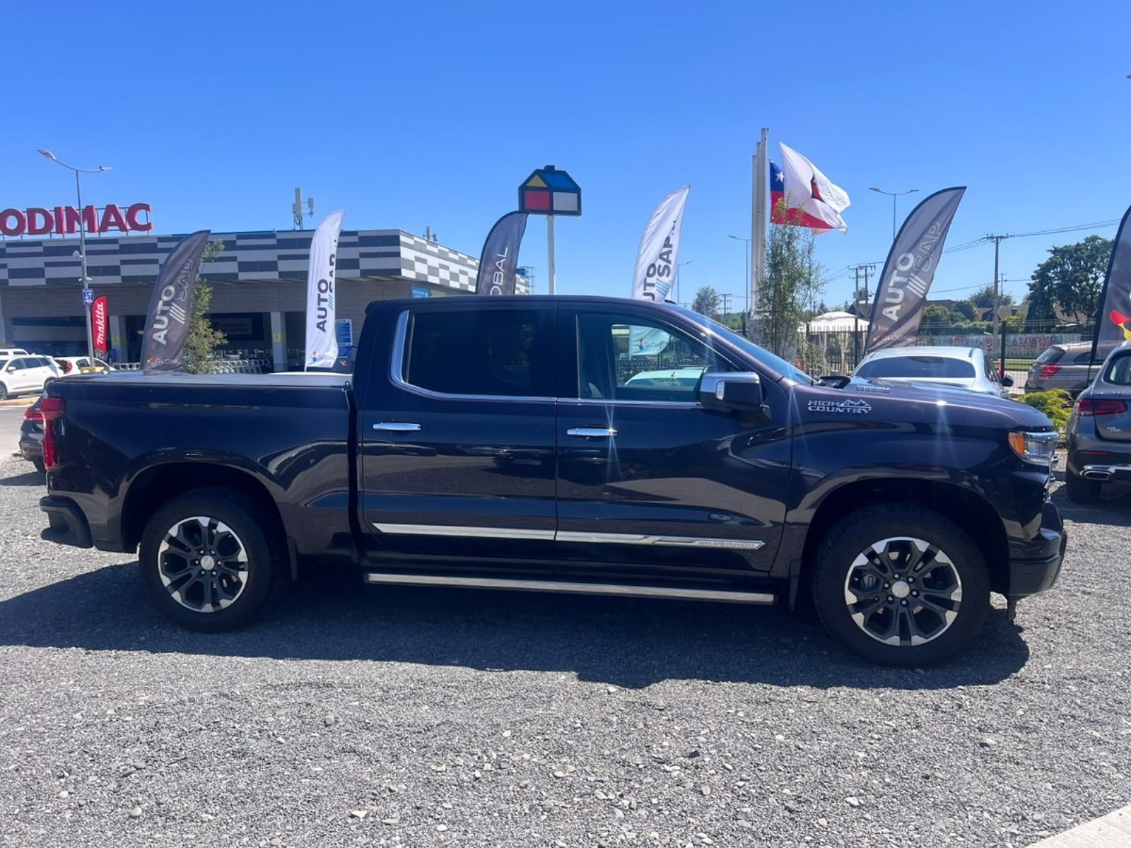 Chevrolet SILVERADO 4X4 3.0 L AUT 2025 - Foto 4 de 10