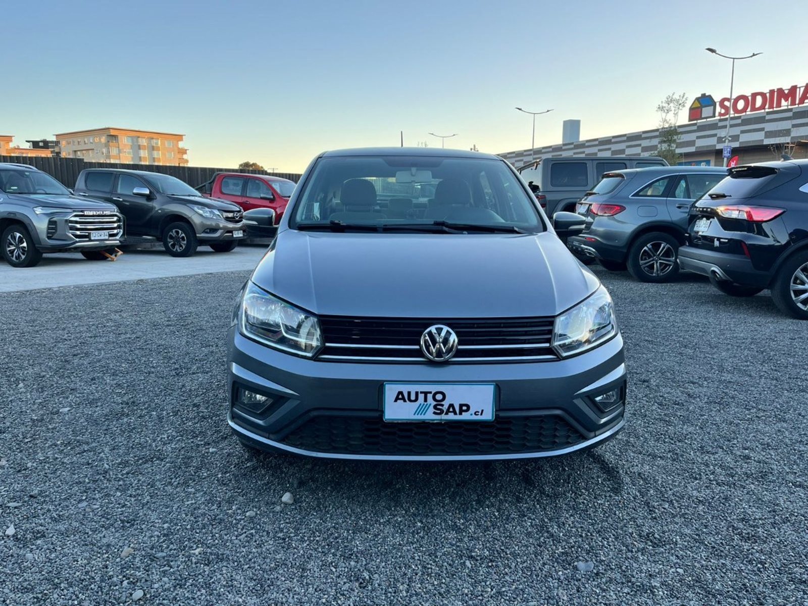Volkswagen GOL 1.6 HB MT HIGHLINE 2021 - Foto 2 de 10