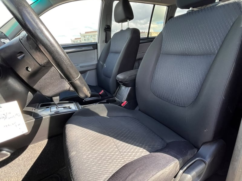 Mitsubishi MONTERO SPORT G2 2.5 AUT 2015 - Imagen 8 de 10