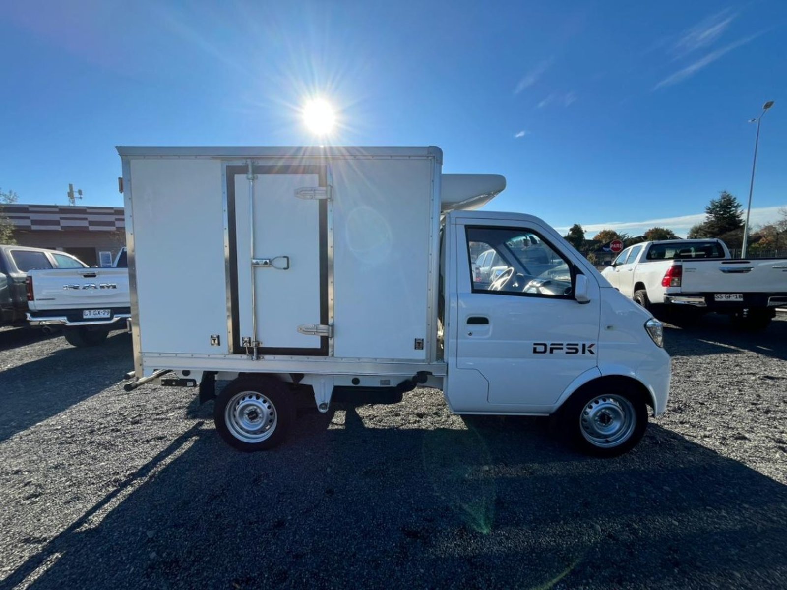 DFSK TRUCK REFRITRUCK C21 1.3 MT 2026 - Imagen 4 de 10