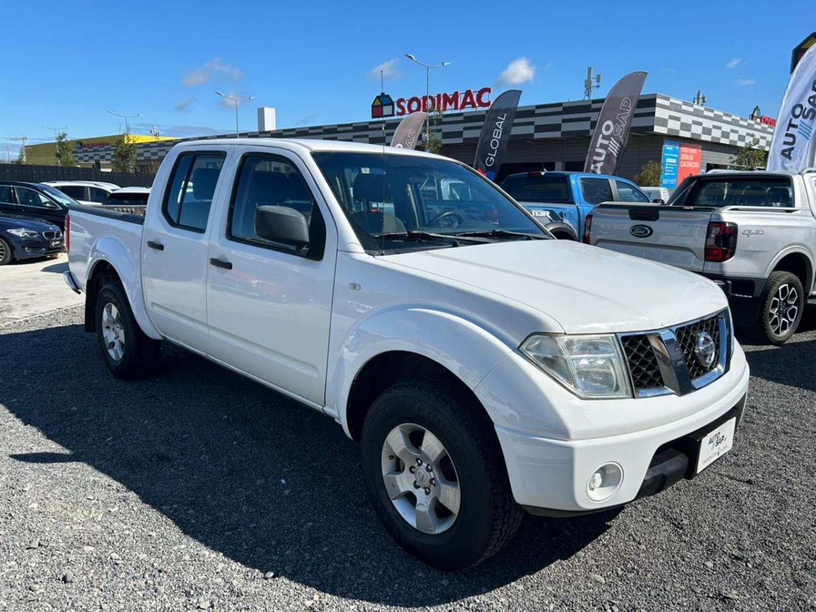 Nissan NAVARA 4X4 2.5 2015 - Foto 3 de 10