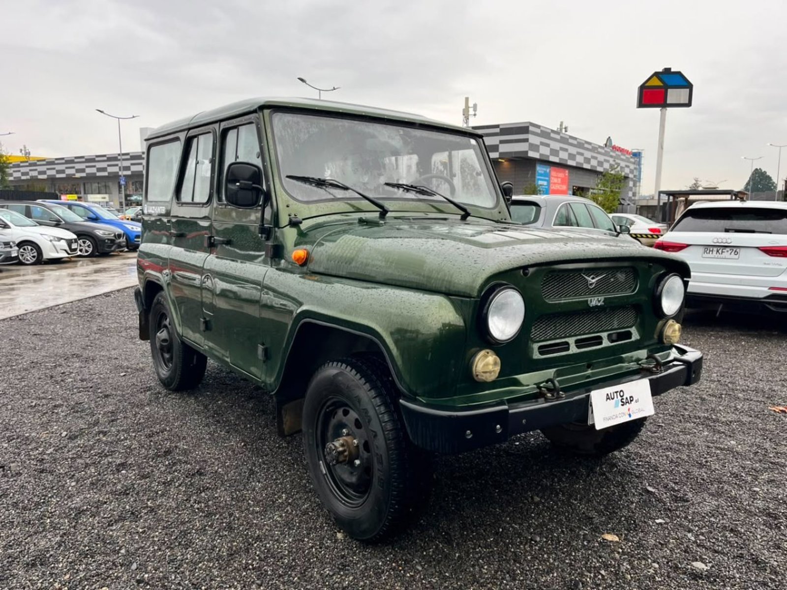 UAZ HUNTER CLASSIC 4x4 MT 2021 - Foto 3 de 10