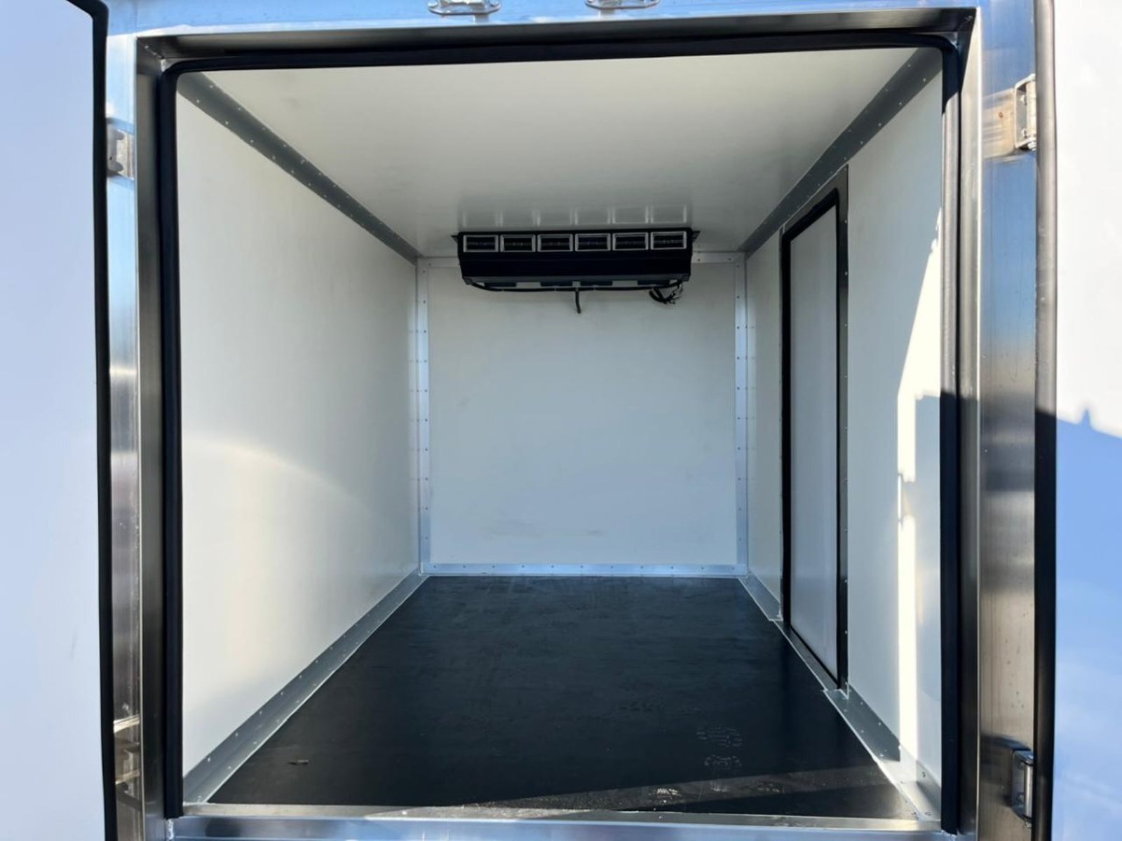 DFSK TRUCK REFRITRUCK C21 1.3 MT 2026 - Imagen 7 de 10