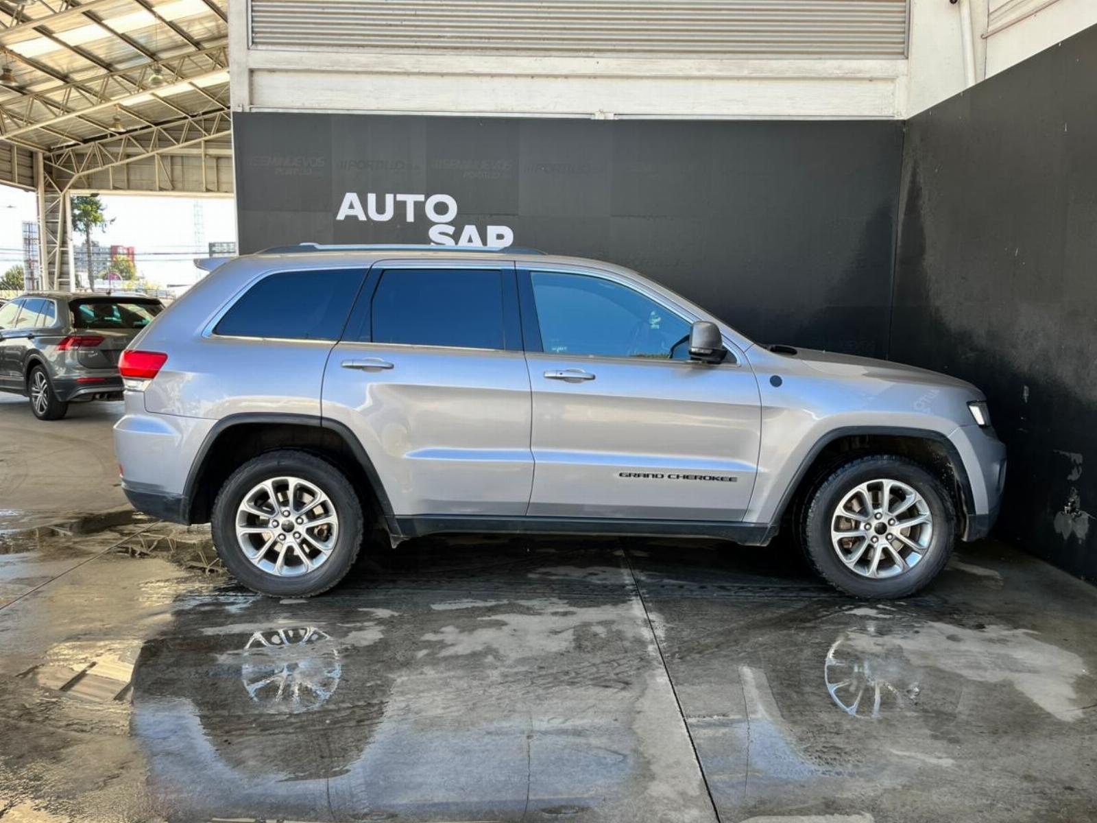 Jeep NEW GRAND CHEROKEE 4X4 3.6 AUT LAREDO 2014 - Imagen 8 de 8