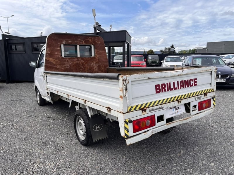 Brilliance T30 MINI TRUCK CS 1.5 2022 - Imagen 4 de 10