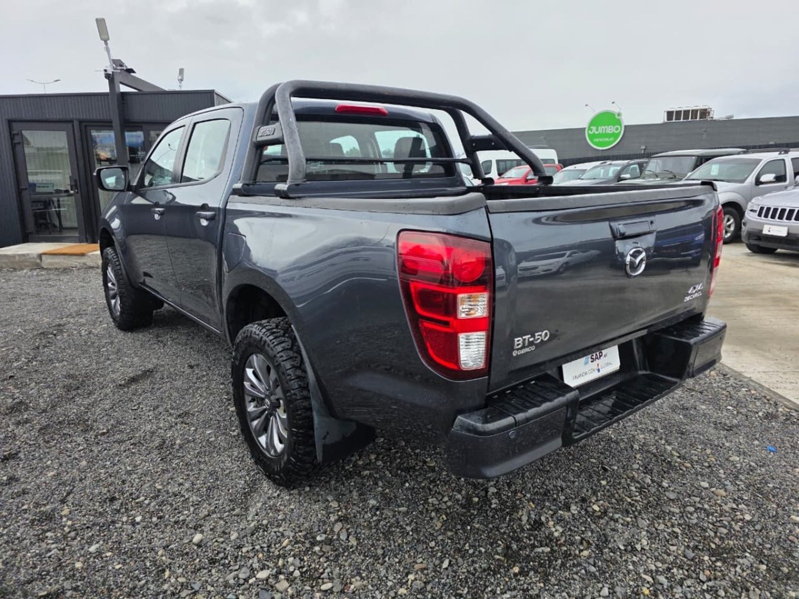 Mazda BT-50 3.0 CORE 4X4 6MT 2024 - Imagen 9 de 10