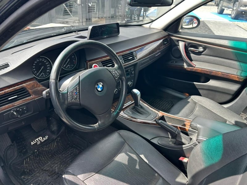 BMW 325I TOURING 2.5 AUT 2009 - Imagen 9 de 10