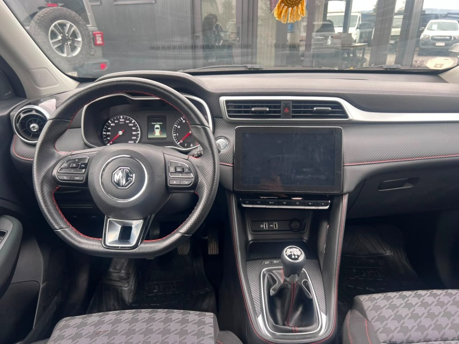MG ZX 1.5 DLX 4X2 MT 2024 - Imagen 10 de 10
