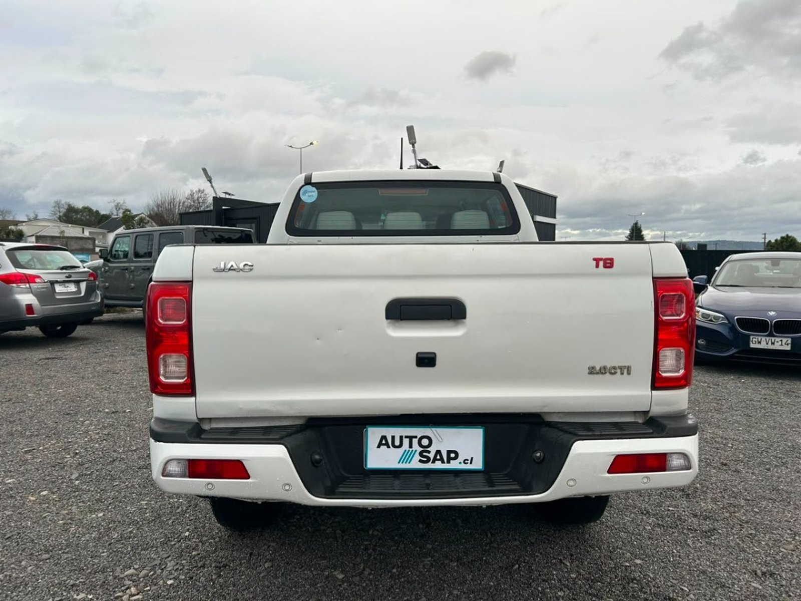 JAC T8 XE ADVANCE 4X2 MT 2022 - Imagen 6 de 10