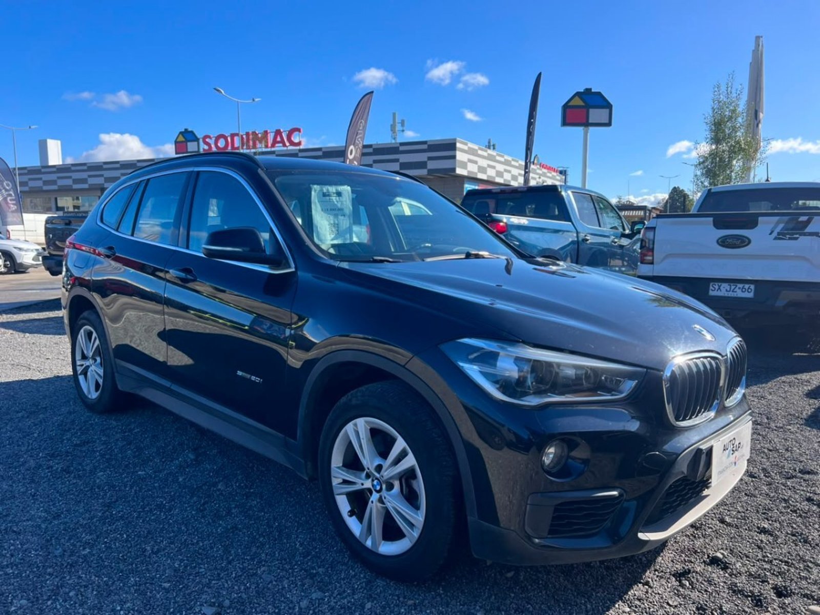BMW X1 2.0 URBAN MILLENIAL SDRIVE 20I 4X2 AT 2018 - Imagen 3 de 10