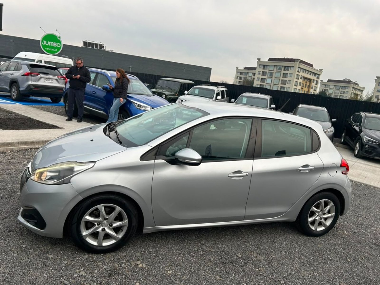 Peugeot 208 208 ACTIVE 1.2 AT 2016 - Imagen 8 de 10