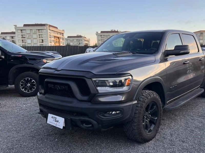 RAM 1500 1500 REBEL CREW DCAB 4X4 5.7 AUT 2024