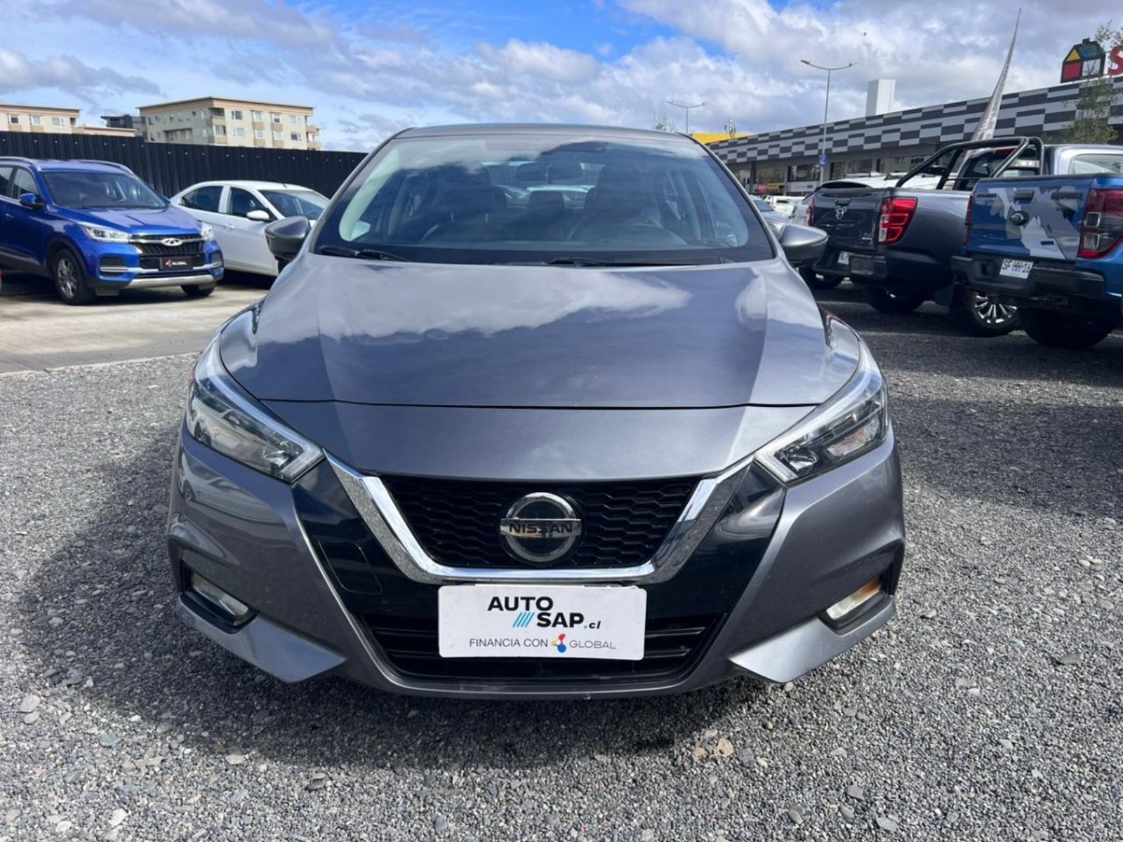 Nissan VERSA CVT 1.6 AUT EXCLUSIVE 2022 - Foto 2 de 10