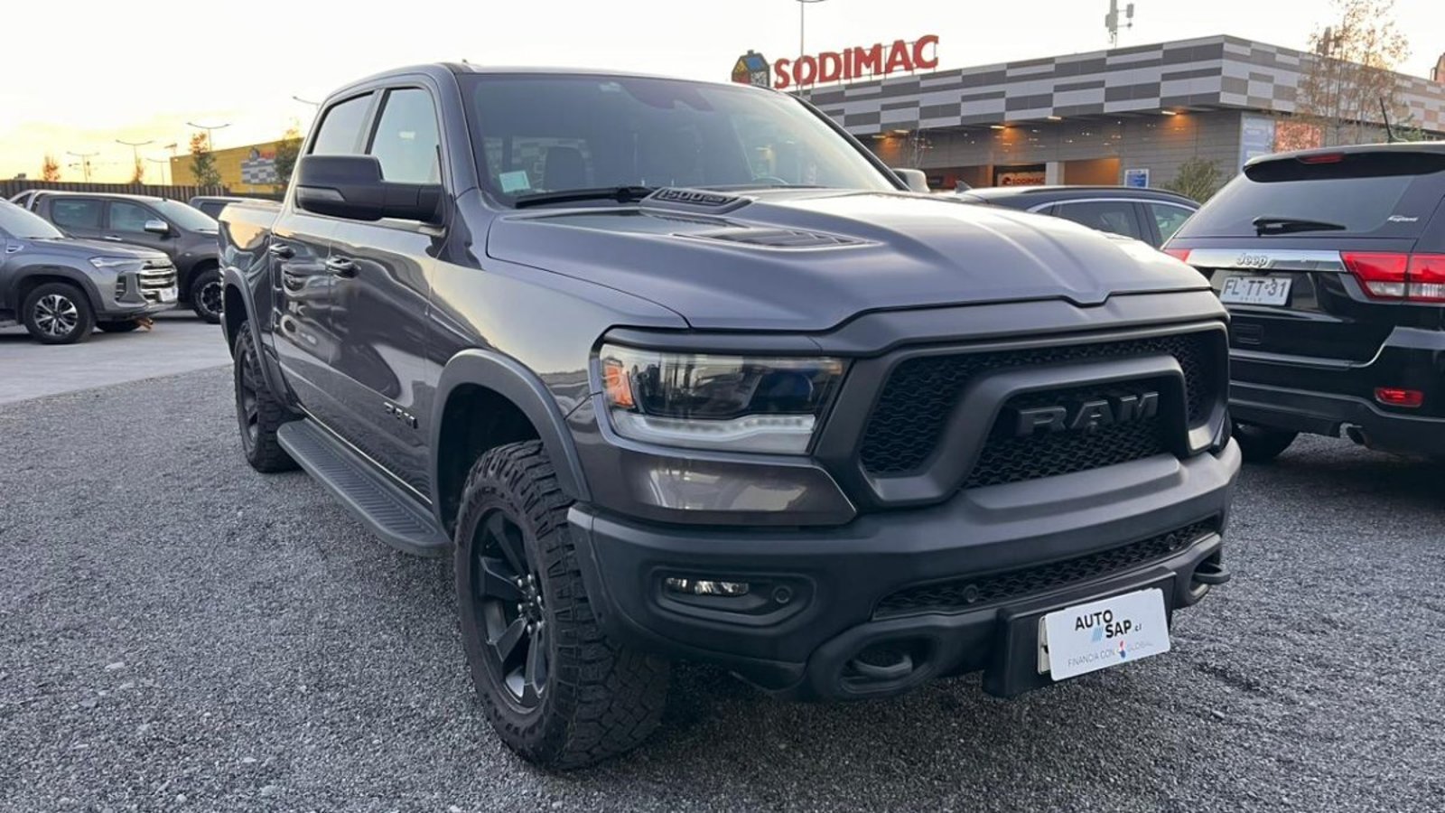 RAM 1500 1500 REBEL CREW DCAB 4X4 5.7 AUT 2024 - Imagen 3 de 10