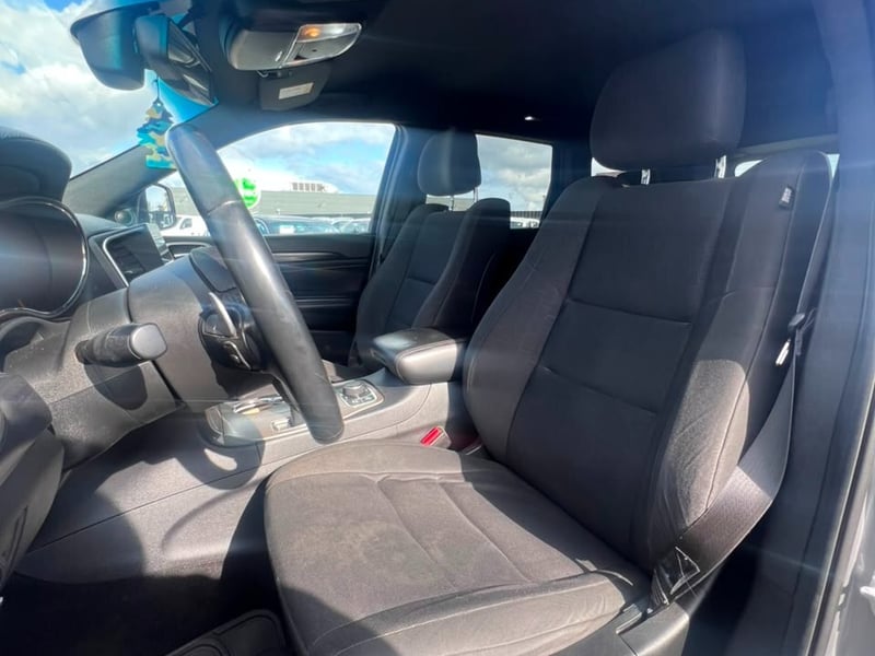 Jeep NEW GRAND CHEROKEE 4X4 3.6 AUT LAREDO 2014 - Imagen 9 de 10