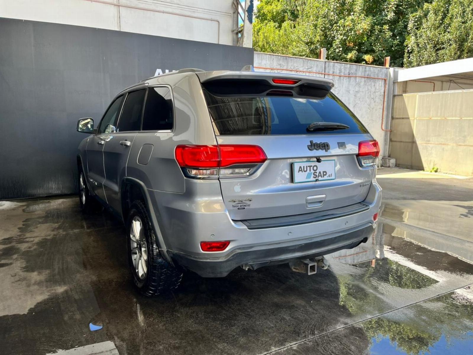 Jeep NEW GRAND CHEROKEE 4X4 3.6 AUT LAREDO 2014 - Imagen 7 de 8