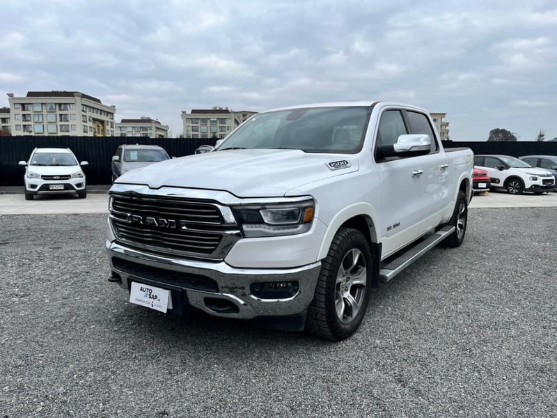 RAM 1500 LARAMIE DCAB 4X4 5,7 AUT 2020