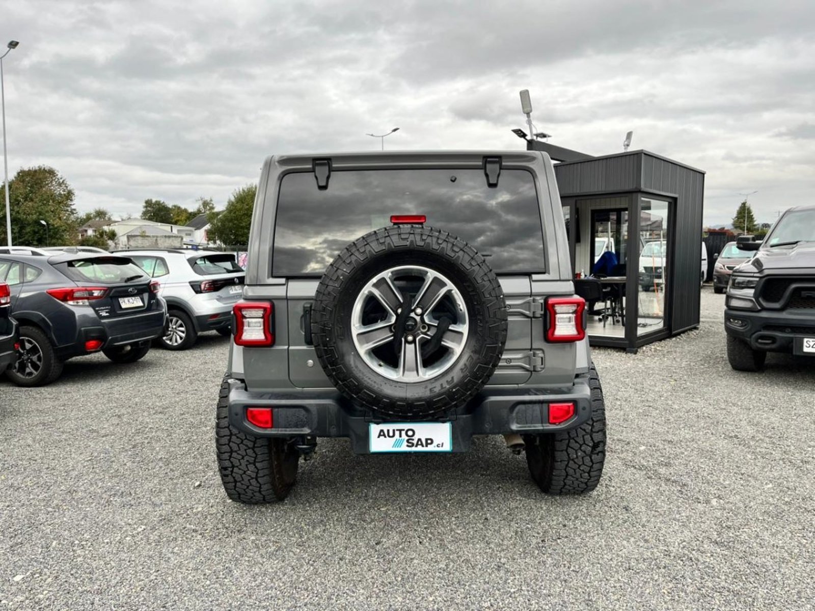 Jeep WRANGLER UNLTD SAHARA 4X4 3.6 AUT 2019 - Foto 5 de 10