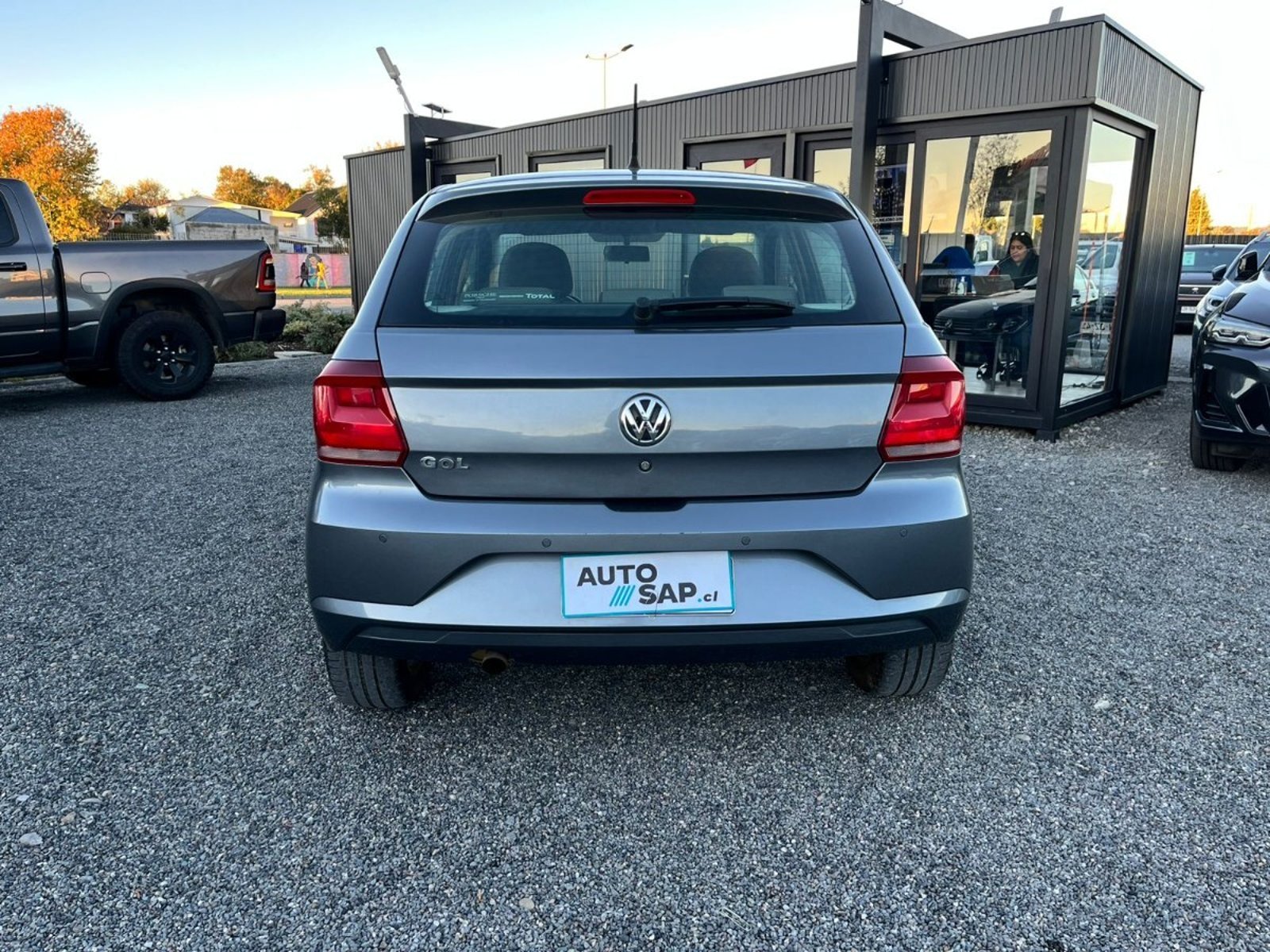 Volkswagen GOL 1.6 HB MT HIGHLINE 2021 - Imagen 6 de 10
