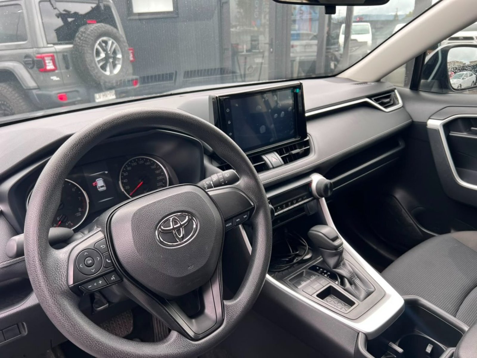 Toyota RAV 4 2.0 AUT LE 4X2 2025 - Imagen 10 de 10