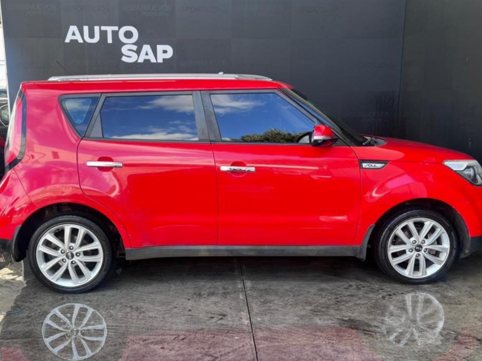 Kia SOUL EX 1.6 MT 2018 - Imagen 4 de 10
