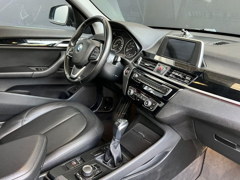 BMW X1 2.0 URBAN MILLENIAL SDRIVE 20I 4X2 AT 2018 - Imagen 10 de 10