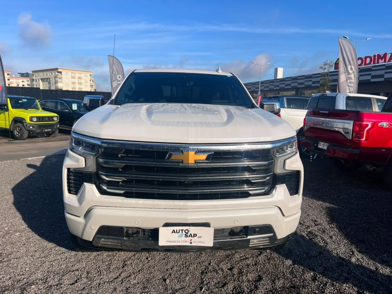 Chevrolet SILVERADO 4X4 3.0L AUT HIGH COUNTRY DIESEL 2023 - Foto 2 de 10