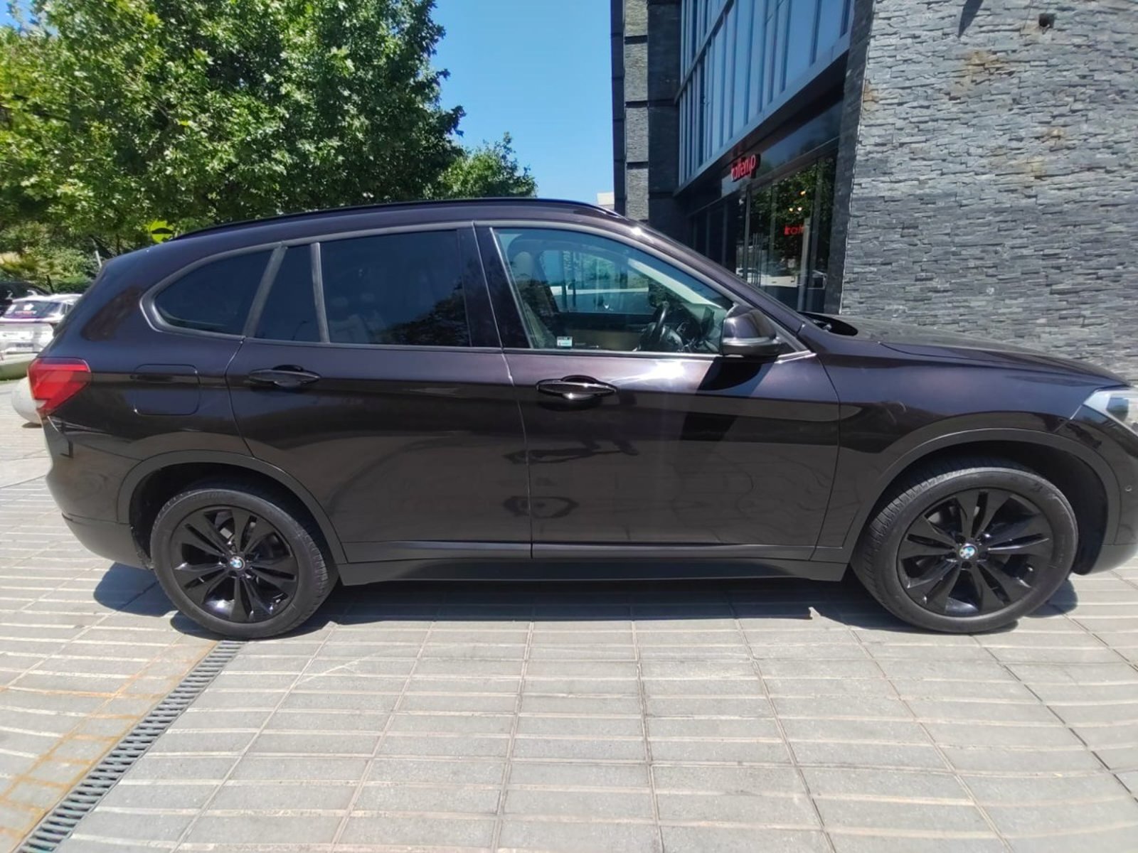 BMW X1 SDrive18d Luxury Night Edition 2020 - Foto 5 de 10