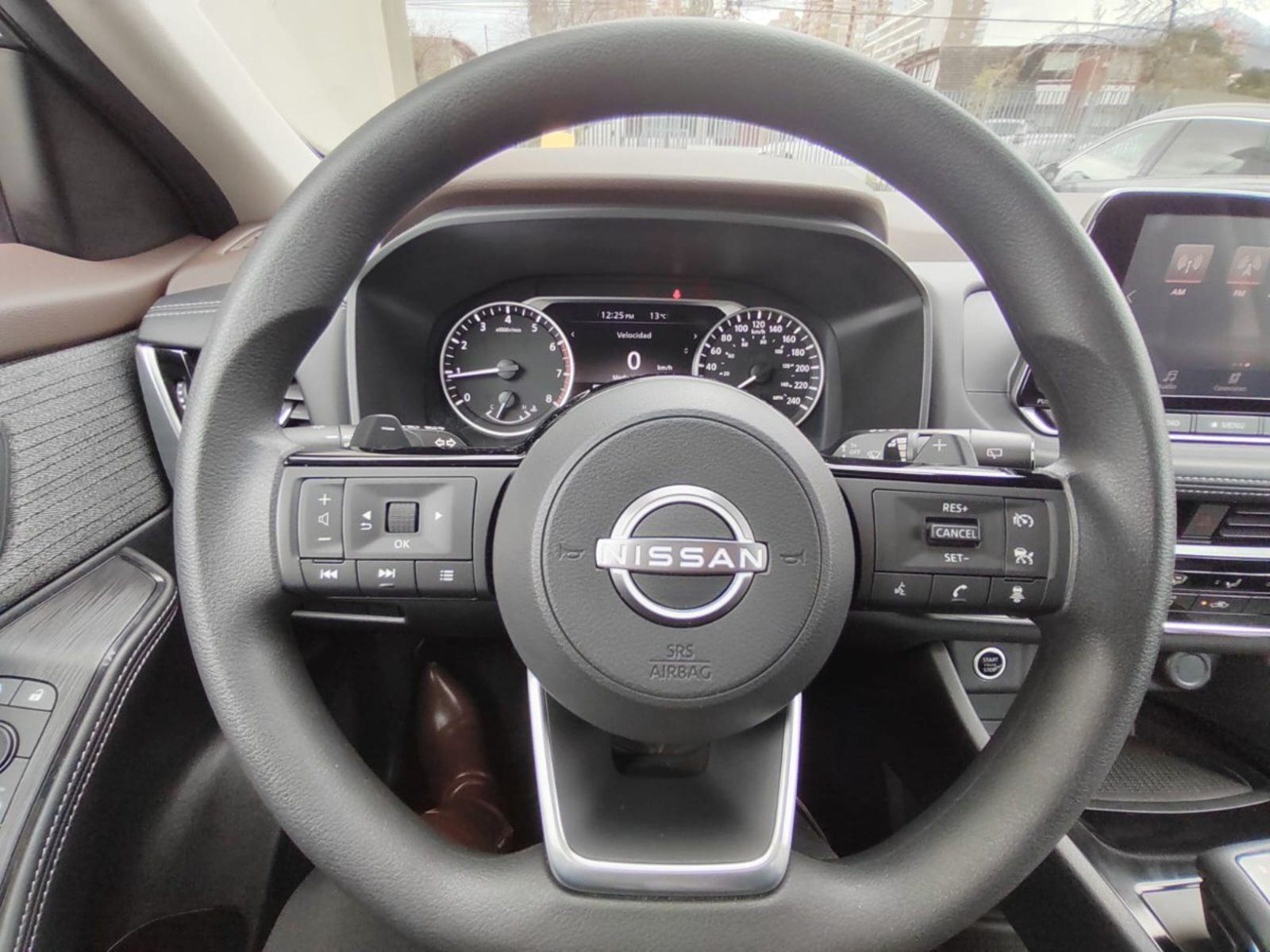 Nissan X-TRAIL 2.5 SENSE 4X2 3ROW CVT AT 5P 2023 - Imagen 10 de 10