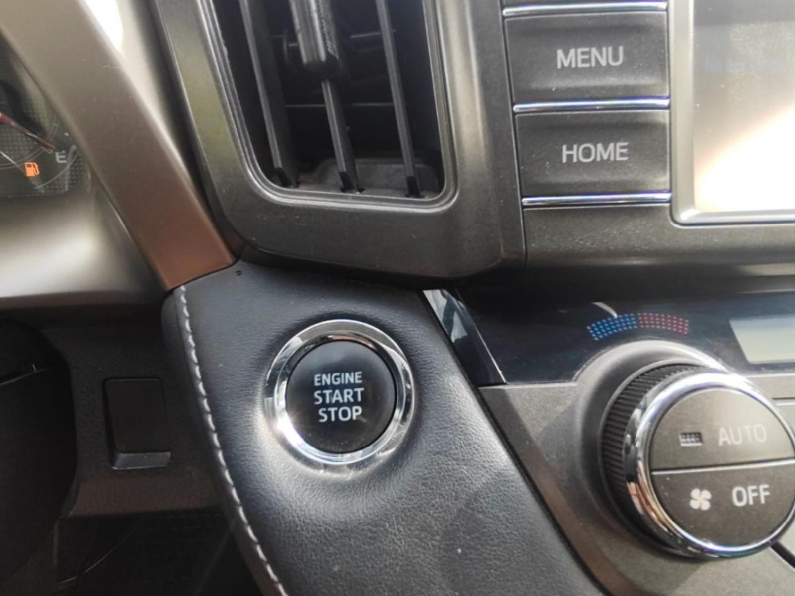 Toyota RAV 4 2.5 Super Lujo Auto 2015 - Imagen 8 de 10